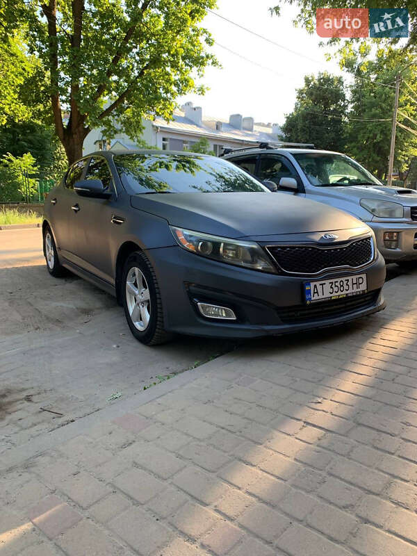 Седан Kia Optima 2015 в Львове