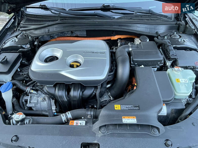 Универсал Kia Optima 2017 в Ровно