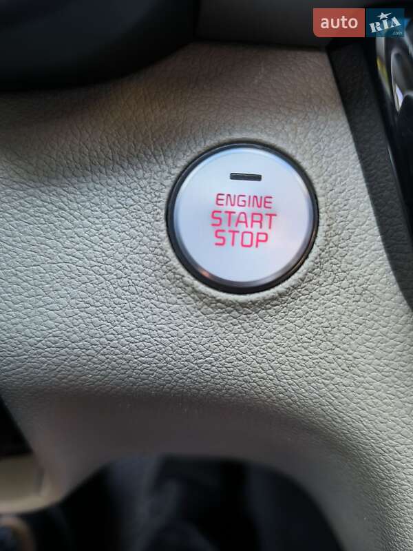 Седан Kia Optima 2016 в Киеве фото 21 Седан Kia Optima 2016 в Киеве