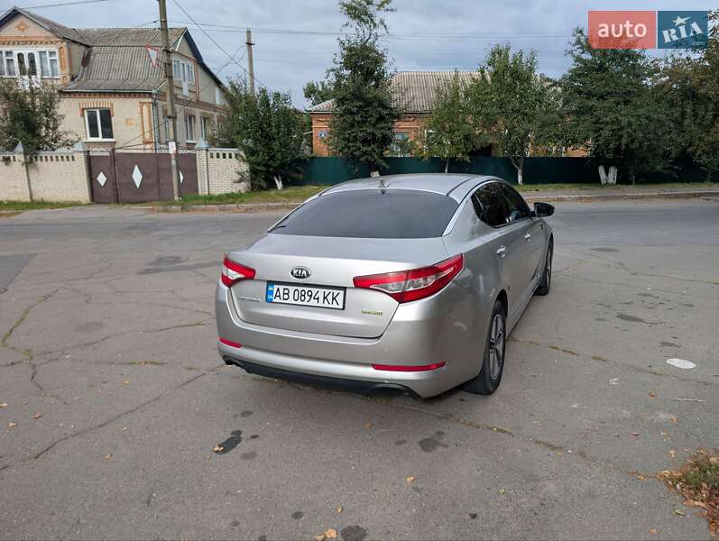 Седан Kia Optima 2013 в Виннице