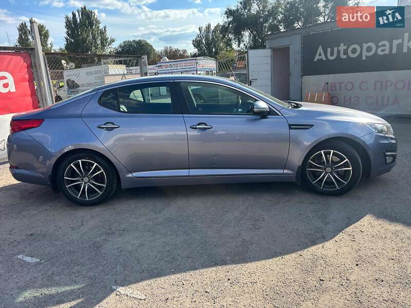 Седан Kia Optima 2012 в Запорожье