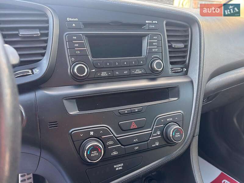 Седан Kia Optima 2012 в Запорожье