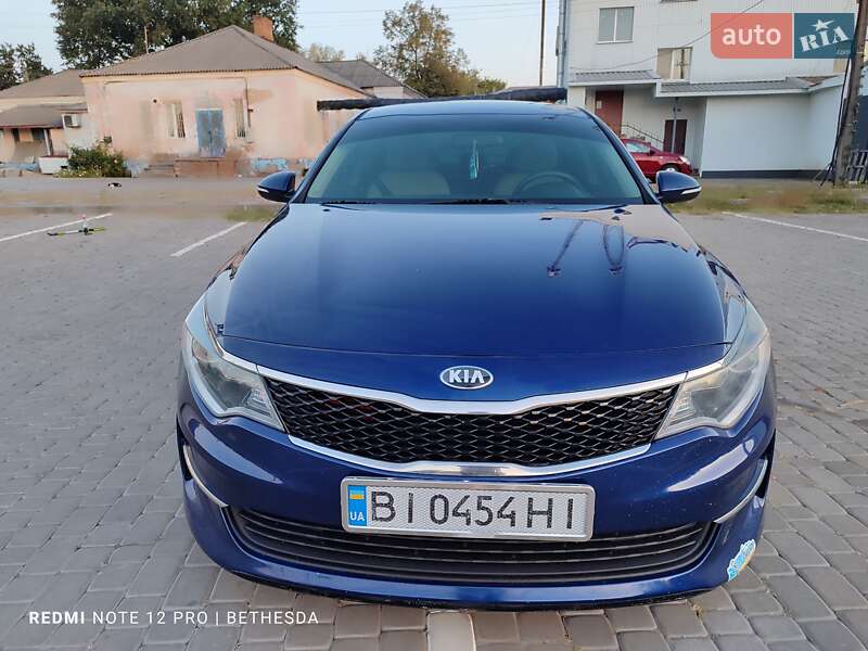 Седан Kia Optima 2016 в Кременчуге