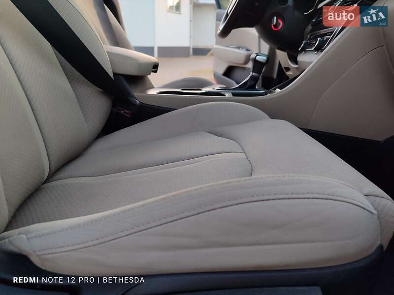 Седан Kia Optima 2016 в Кременчуге