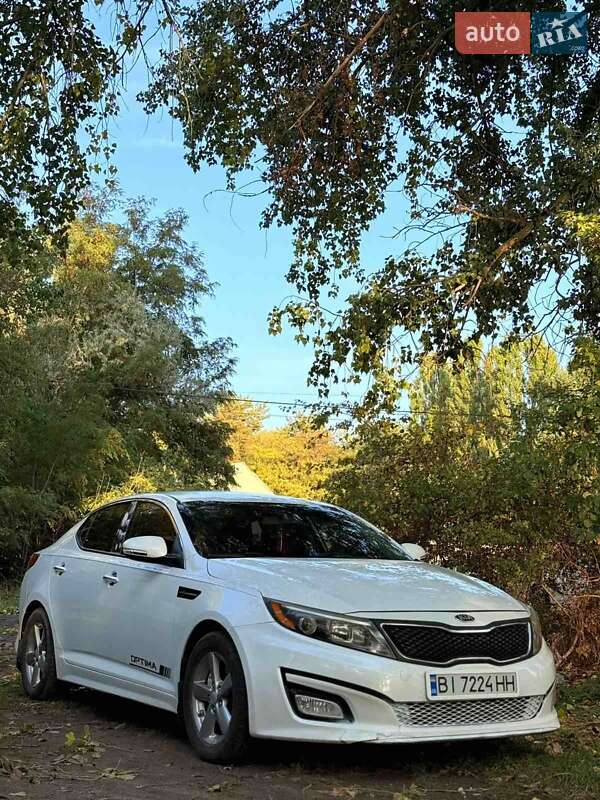 Седан Kia Optima 2014 в Светловодске