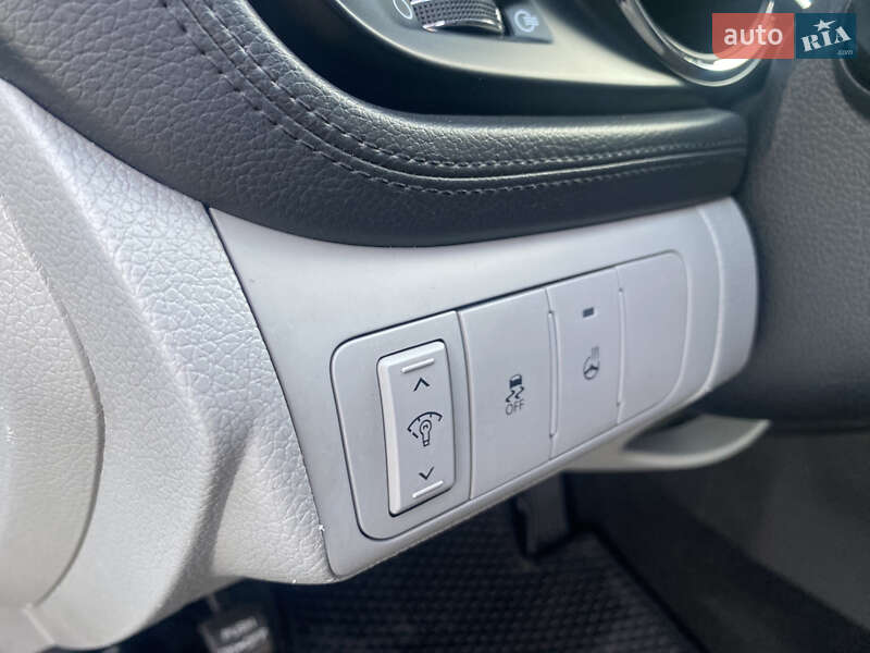 Седан Kia Optima 2013 в Дніпрі