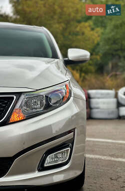 Седан Kia Optima 2014 в 