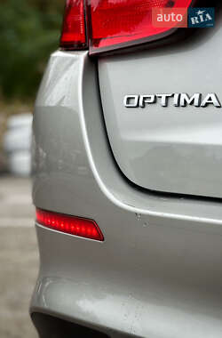 Седан Kia Optima 2014 в 
