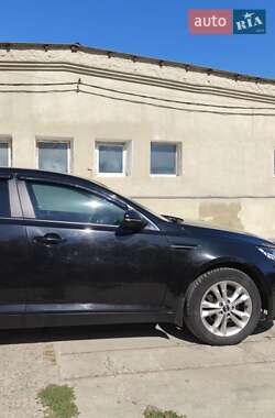 Седан Kia Optima 2012 в 