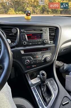 Седан Kia Optima 2013 в  фото 23 Седан Kia Optima 2013 в