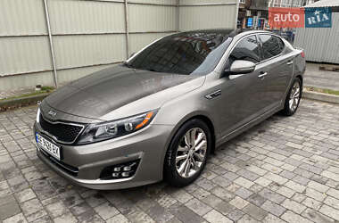 Седан Kia Optima 2013 в Львове
