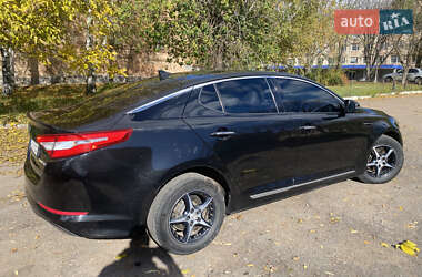 Седан Kia Optima 2013 в Новомиргороді
