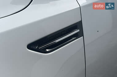 Седан Kia Optima 2012 в 