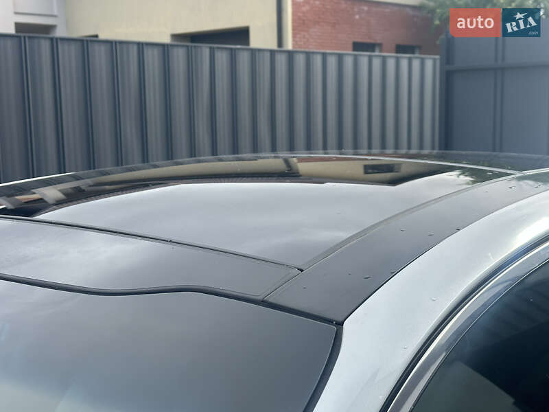 Седан Kia Optima 2012 в Рівному