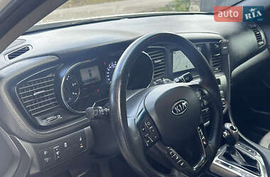 Седан Kia Optima 2012 в 