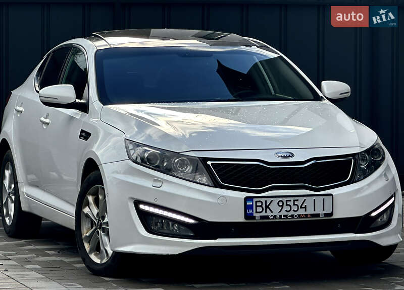 Седан Kia Optima 2012 в Рівному