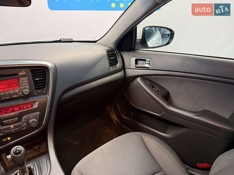 Седан Kia Optima 2013 в Киеве фото 22 Седан Kia Optima 2013 в Киеве