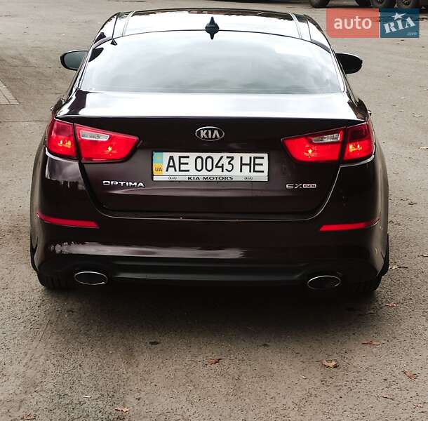 Седан Kia Optima 2015 в Полтаве