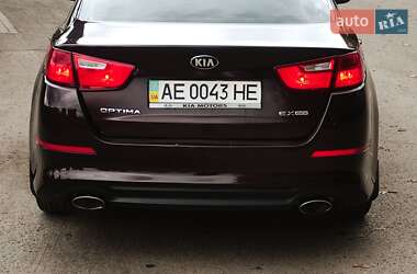 Седан Kia Optima 2015 в 
