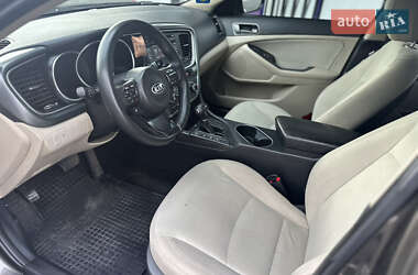 Седан Kia Optima 2014 в 