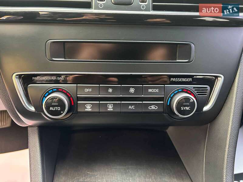 Седан Kia Optima 2016 в Запоріжжі фото 22 Седан Kia Optima 2016 в Запоріжжі