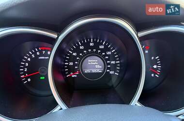 Седан Kia Optima 2015 в 