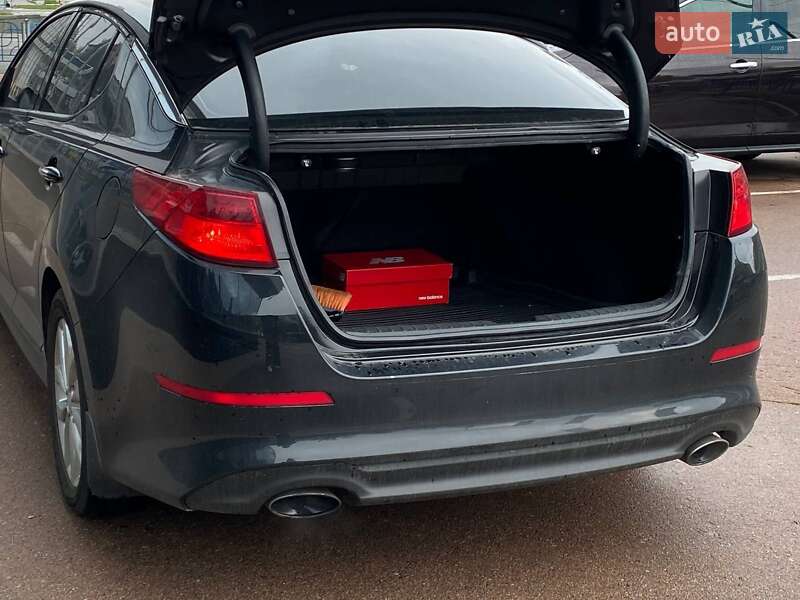 Седан Kia Optima 2014 в Киеве
