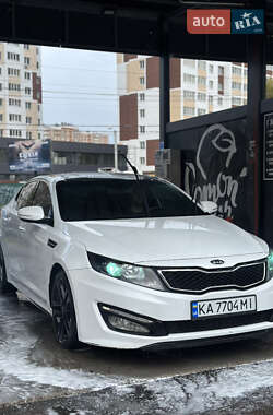 Седан Kia Optima 2012 в Софіївській Борщагівці