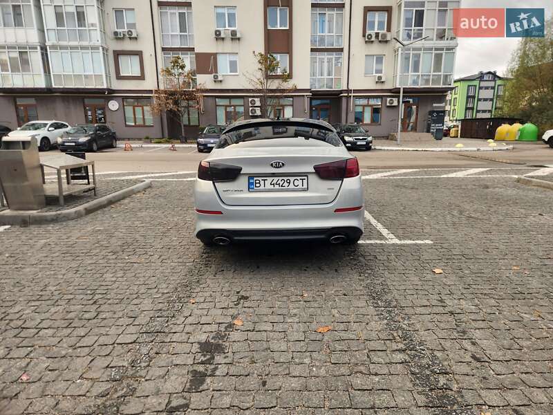 Седан Kia Optima 2014 в Києві