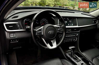 Седан Kia Optima 2018 в  фото 23 Седан Kia Optima 2018 в