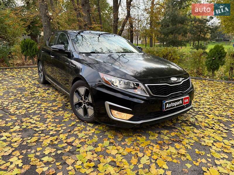 Седан Kia Optima 2013 в Києві