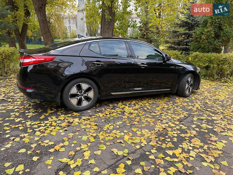 Седан Kia Optima 2013 в Києві
