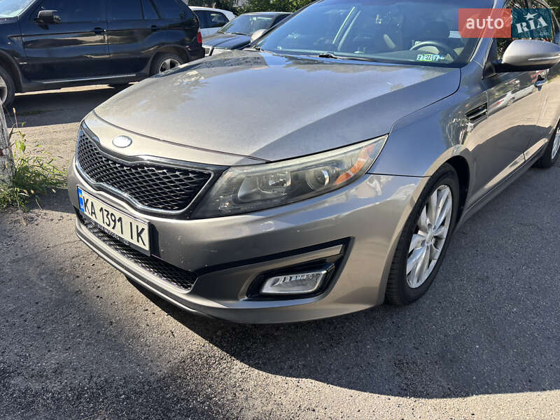 Седан Kia Optima 2014 в Украинке