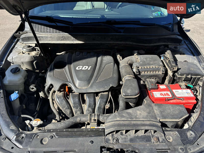 Седан Kia Optima 2014 в Украинке