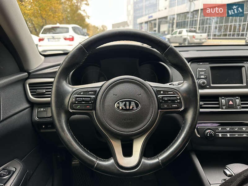 Седан Kia Optima 2016 в Киеве фото 39 Седан Kia Optima 2016 в Киеве