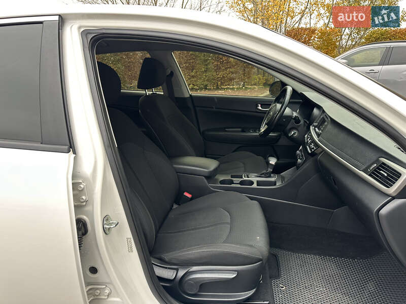 Седан Kia Optima 2016 в Киеве фото 45 Седан Kia Optima 2016 в Киеве
