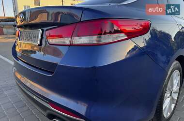 Седан Kia Optima 2016 в 
