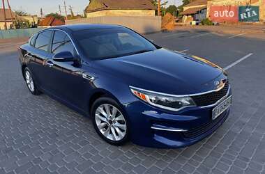 Седан Kia Optima 2016 в 