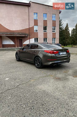Седан Kia Optima 2013 в 