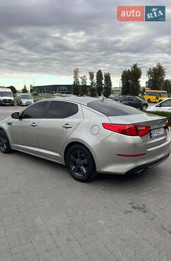 Седан Kia Optima 2015 в  фото 3 Седан Kia Optima 2015 в