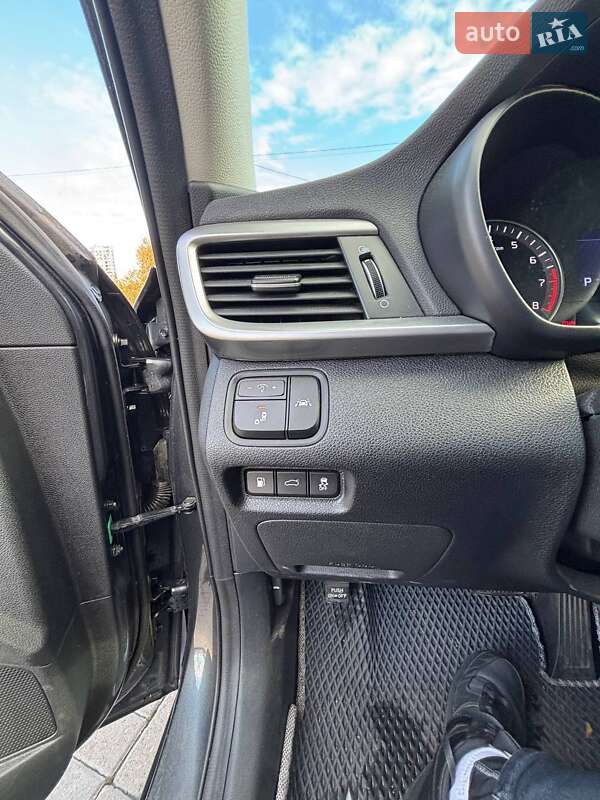 Седан Kia Optima 2019 в Києві фото 23 Седан Kia Optima 2019 в Києві