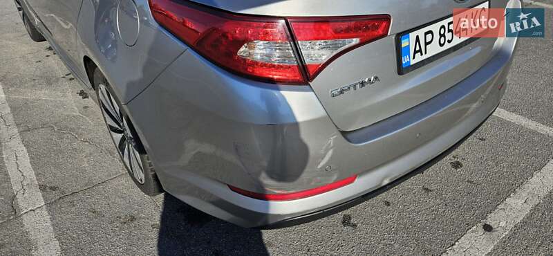 Седан Kia Optima 2012 в Запорожье