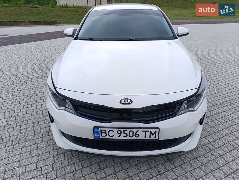Седан Kia Optima 2018 в Львове