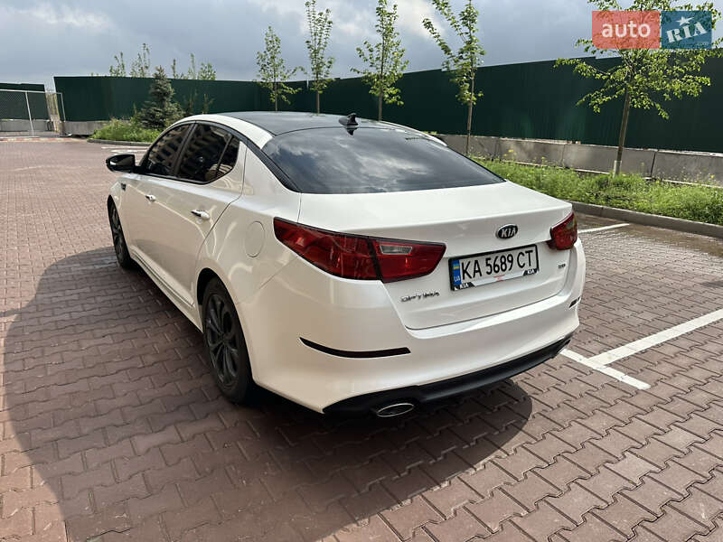 Седан Kia Optima 2013 в Киеве