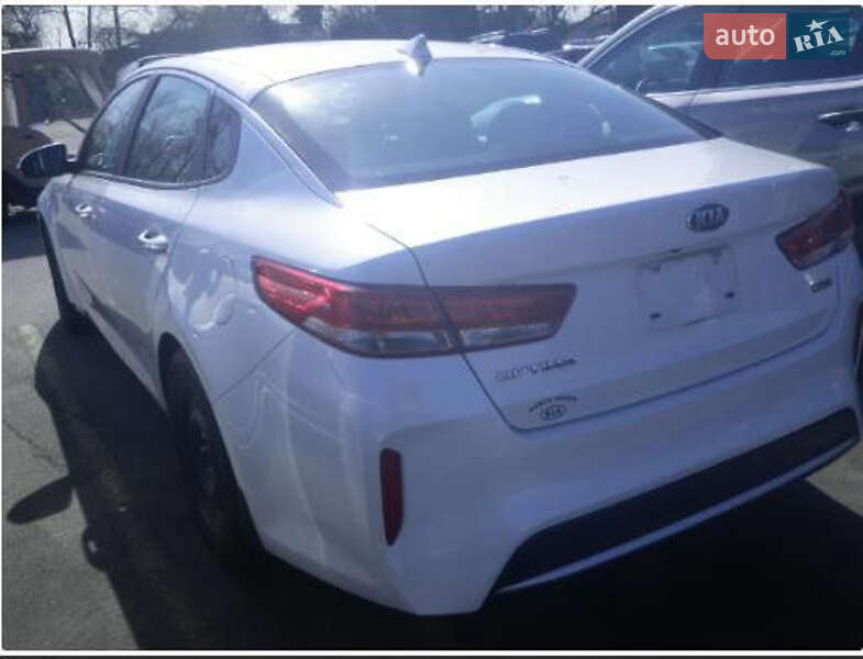 Седан Kia Optima 2017 в Одессе