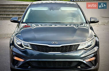 Седан Kia Optima 2020 в Запорожье