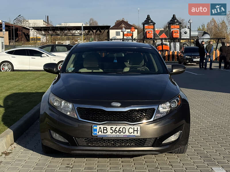 Седан Kia Optima 2013 в Виннице