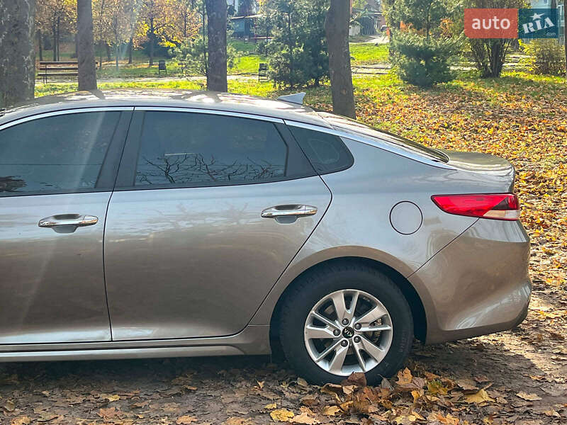 Седан Kia Optima 2017 в Киеве фото 7 Седан Kia Optima 2017 в Киеве