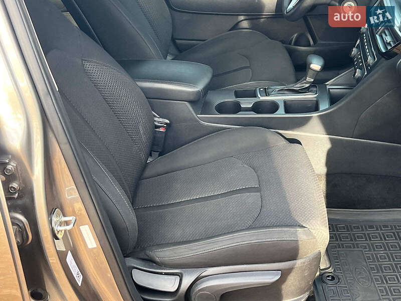 Седан Kia Optima 2017 в Киеве фото 17 Седан Kia Optima 2017 в Киеве