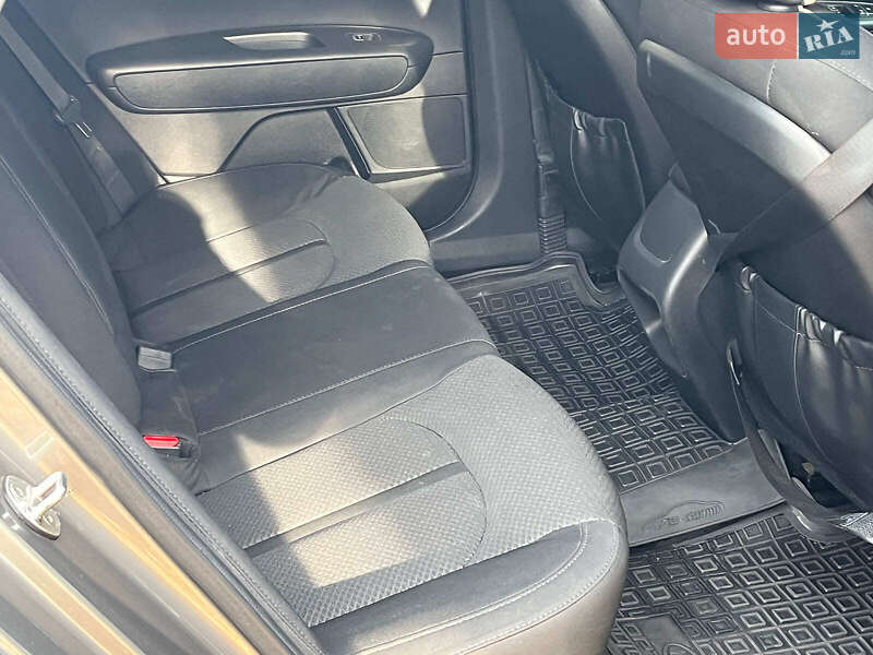 Седан Kia Optima 2017 в Киеве фото 23 Седан Kia Optima 2017 в Киеве
